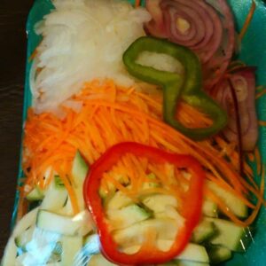 Bandeja de Chop Suey (para salteado, cebolla, zanahoria y zucchini morrón)