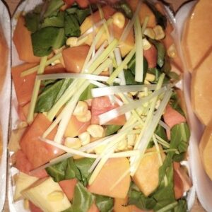 Bandeja de Sopa grande (anco, zanahoria, batata, choclo, puerro, perejil y acelga)